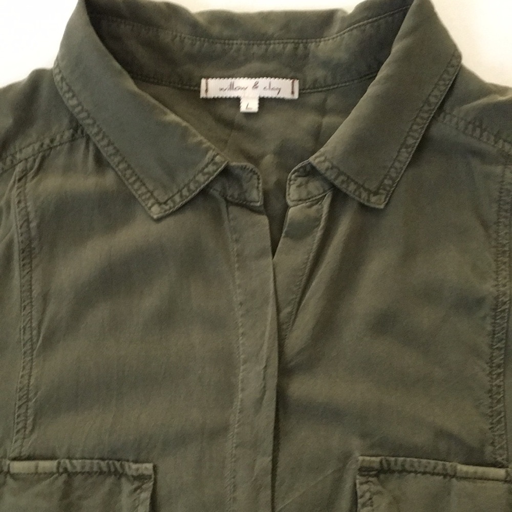 Willow & Clay Button Down Shirt